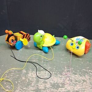Fisher Price Turtle Toy , Bumble Bee, Tug A Bug pull toys (set D)